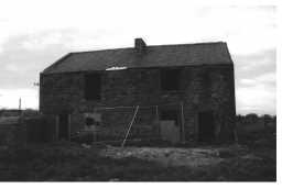 Farm labourer's cottages South facing elevation 04/2011